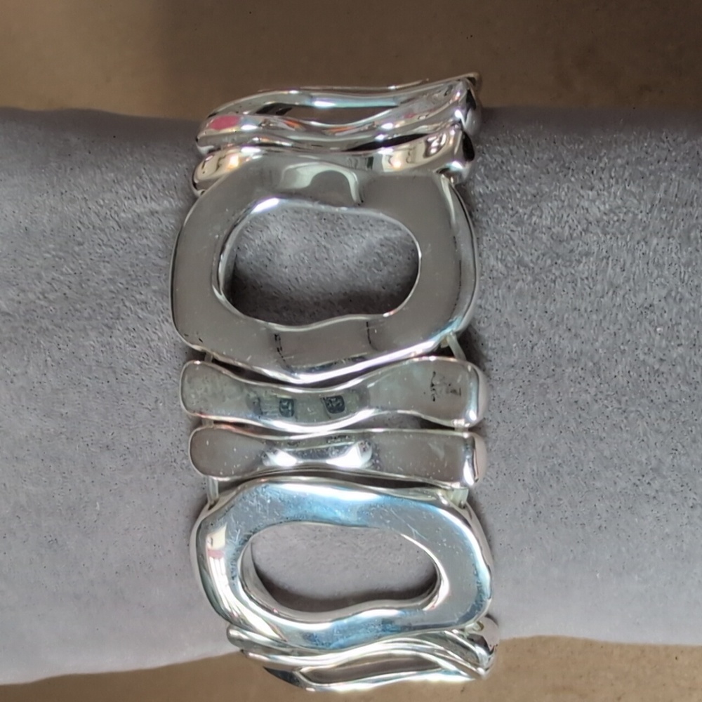 Silver Abstract Stretch Bracelet